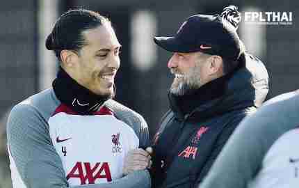 ฟาน ไดจ์ค กลับมาซ้อมกับทีม ลุ้นดวล เอฟเวอร์ตัน สัปดาห์นี้