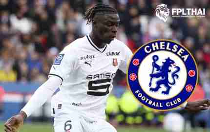 เลสลีย์ อูโกชูควู