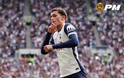 เบรนแนน จอห์นสัน กดประตู 6 เกมติดต่อกัน ลุ้นแต้มหลังเบรกทีมชาติ